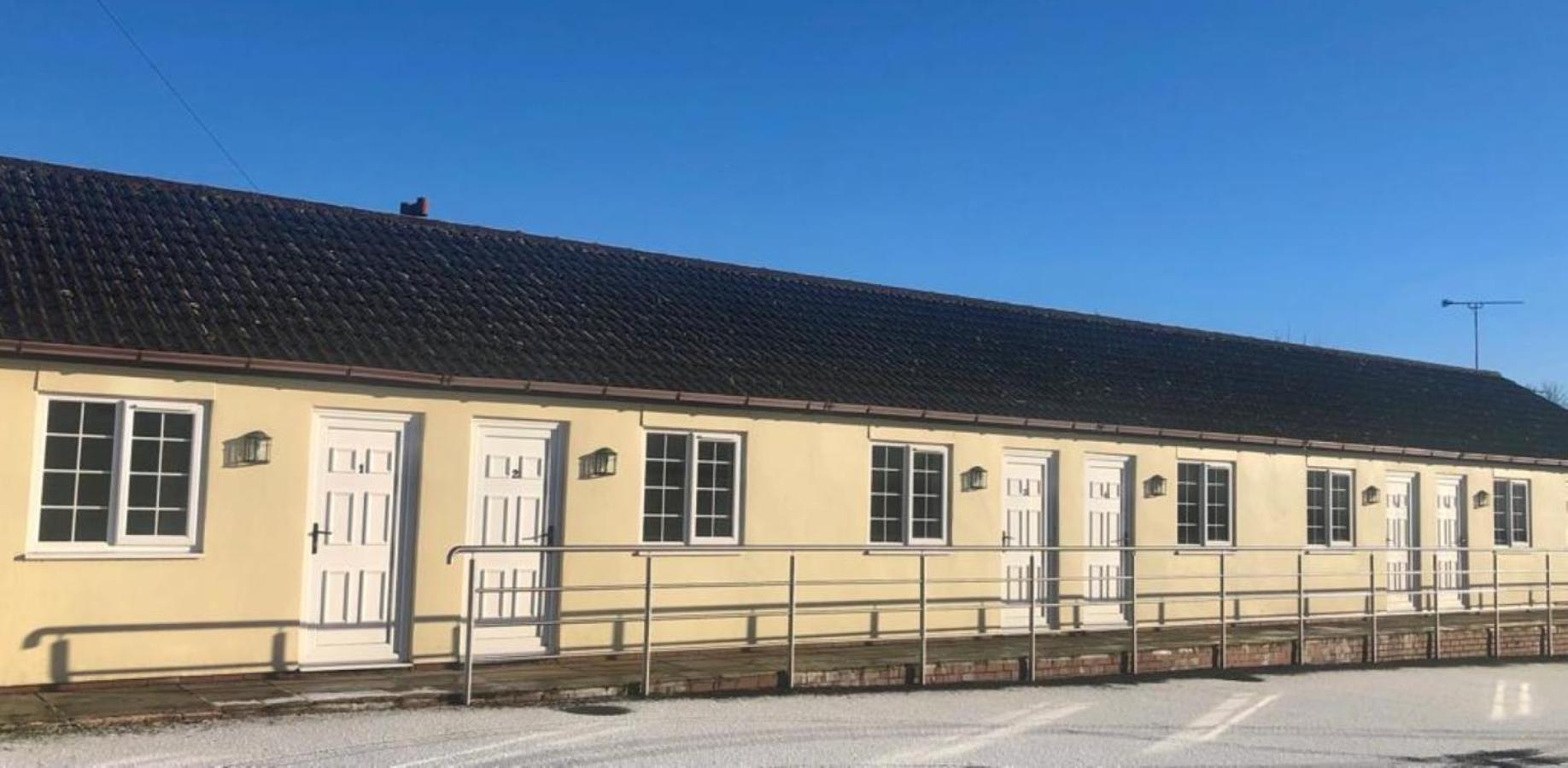 The Manor Inn Pub And Steakhouse, Fridaythorpe, Driffield York Exterior foto